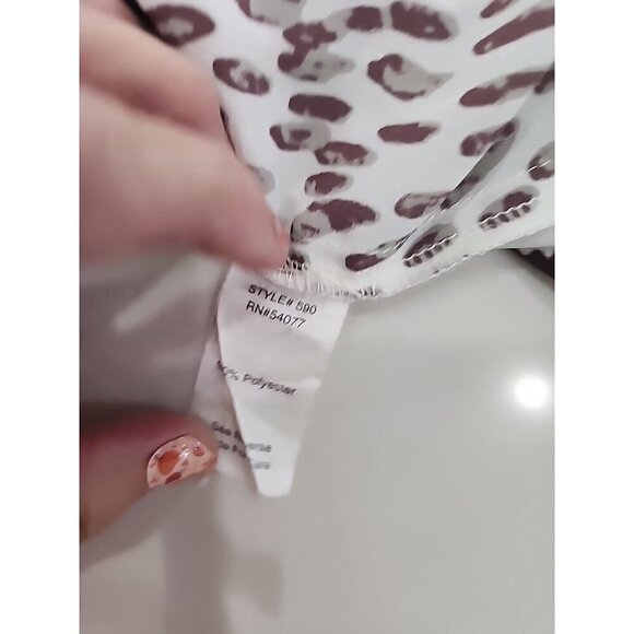 CAbi White Brown Animal Print Polyester Faux Wrap Shirt Blouse Style 590 Medium - Picture 8 of 9